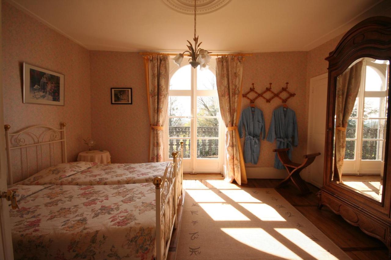 Domaine De Sainte Anne Bed & Breakfast Venoy Exterior foto